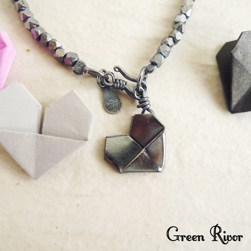 Origami Heart Matte Silver Sand Bracelet (Black Silver)