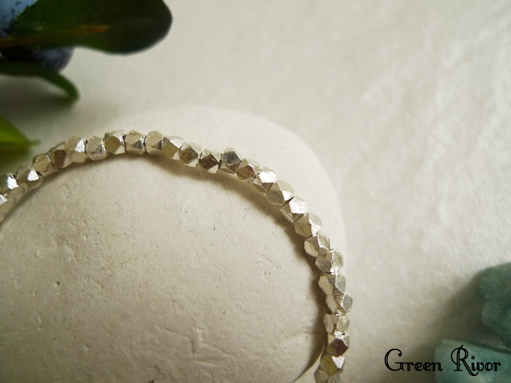 Origami Rabbit Matte Silver Sand Bracelet