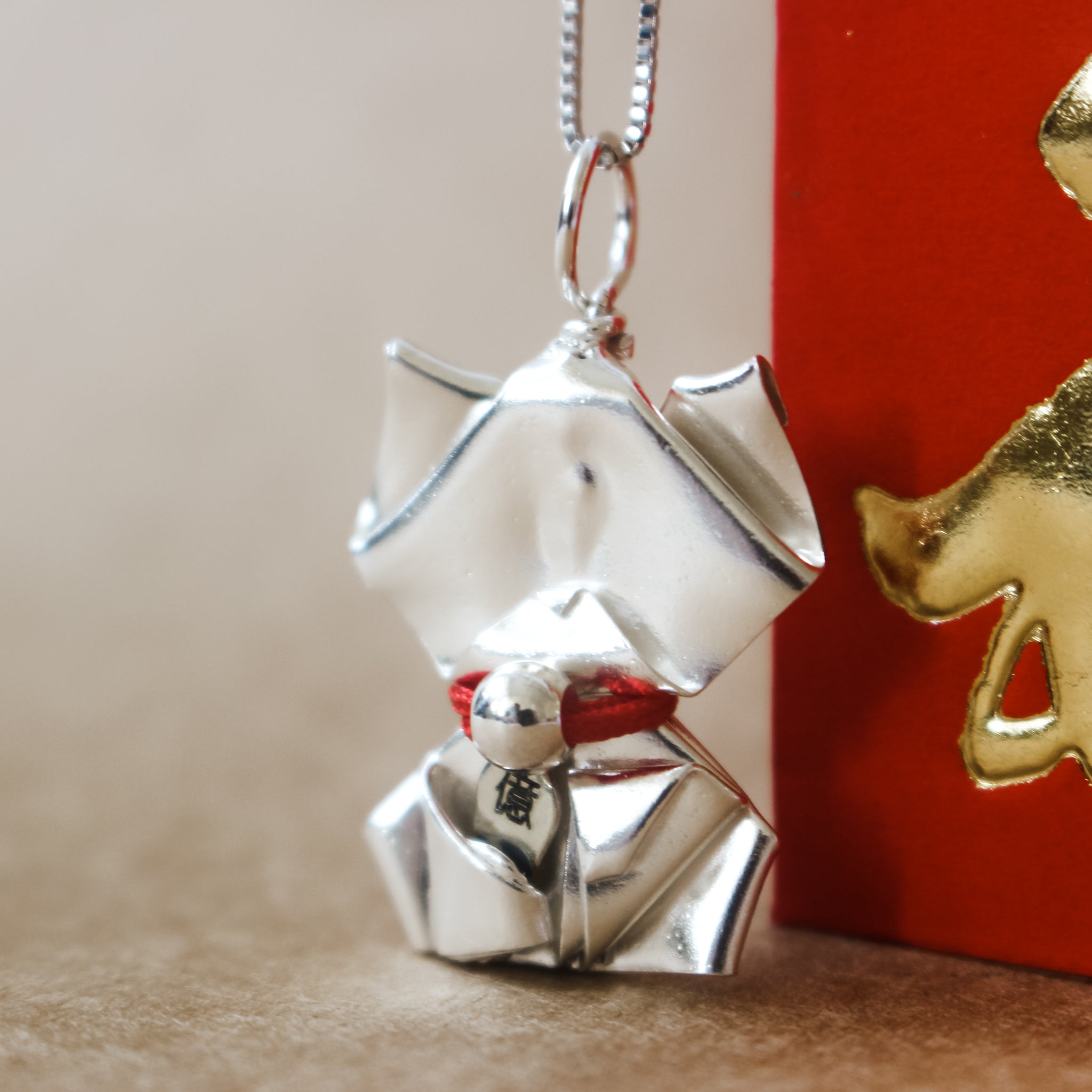 Fortune Cat Lucky cat Necklace Maneki-neko Beckoning cat Neko cat Tokoname