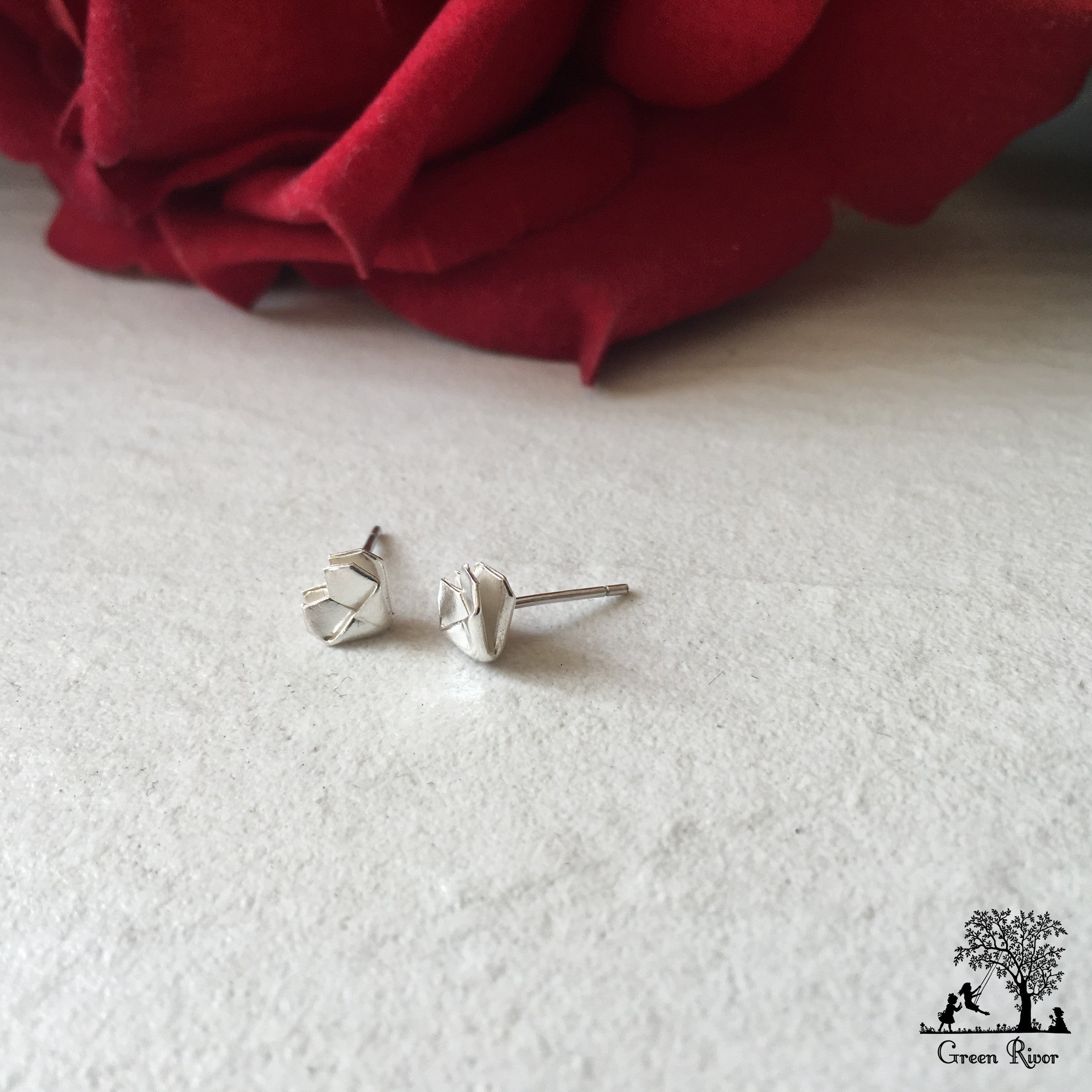 Silver Origami Heart Stud Earrings (Mini) / Sterling Silver Heart Earrings (Mini)